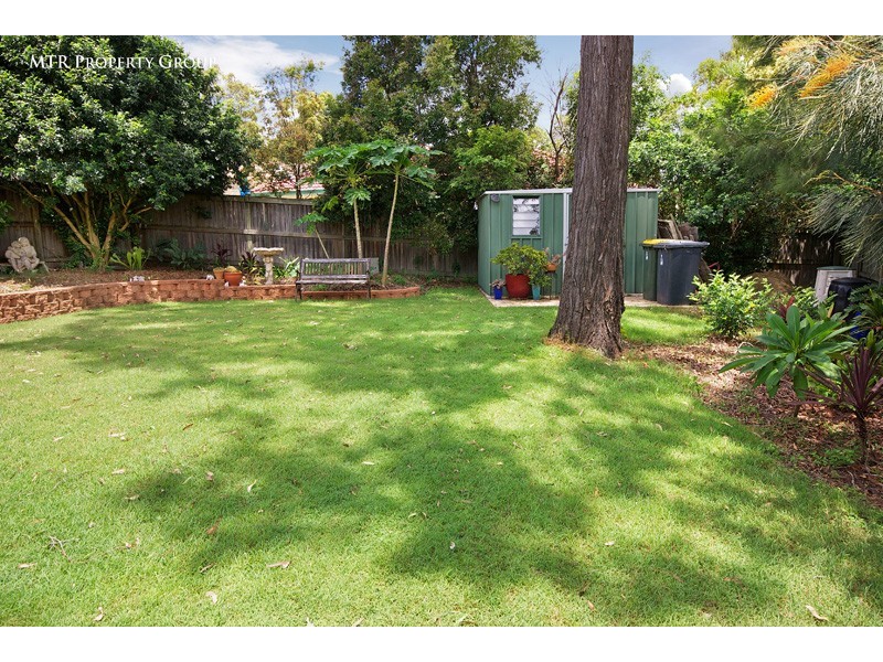 1 Chestnut Place, Forest Lake QLD 4078