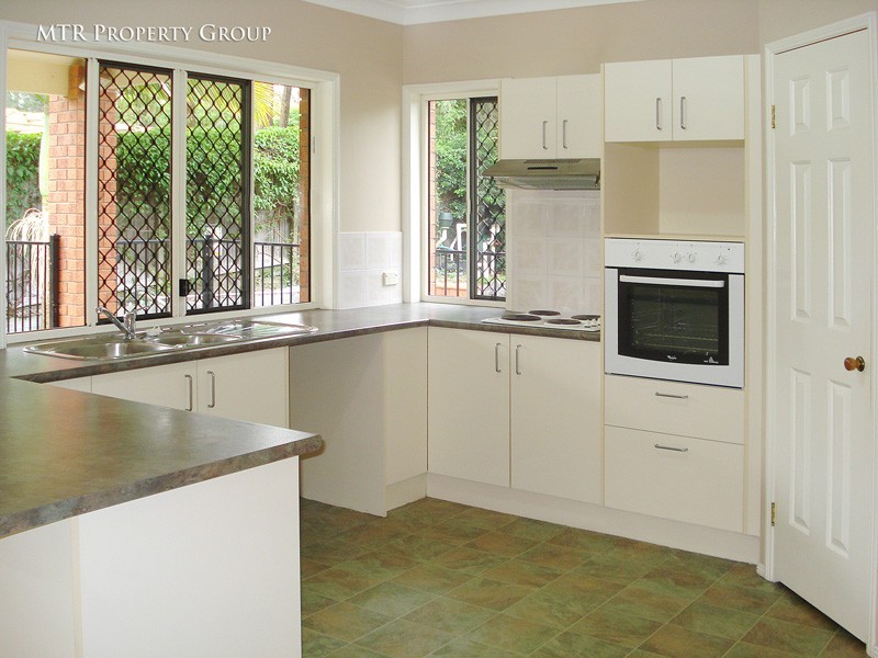 34 Regents Circuit, Forest Lake QLD 4078