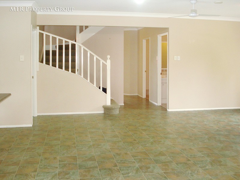 34 Regents Circuit, Forest Lake QLD 4078