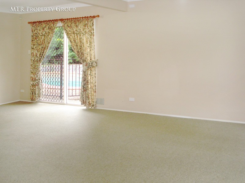 34 Regents Circuit, Forest Lake QLD 4078