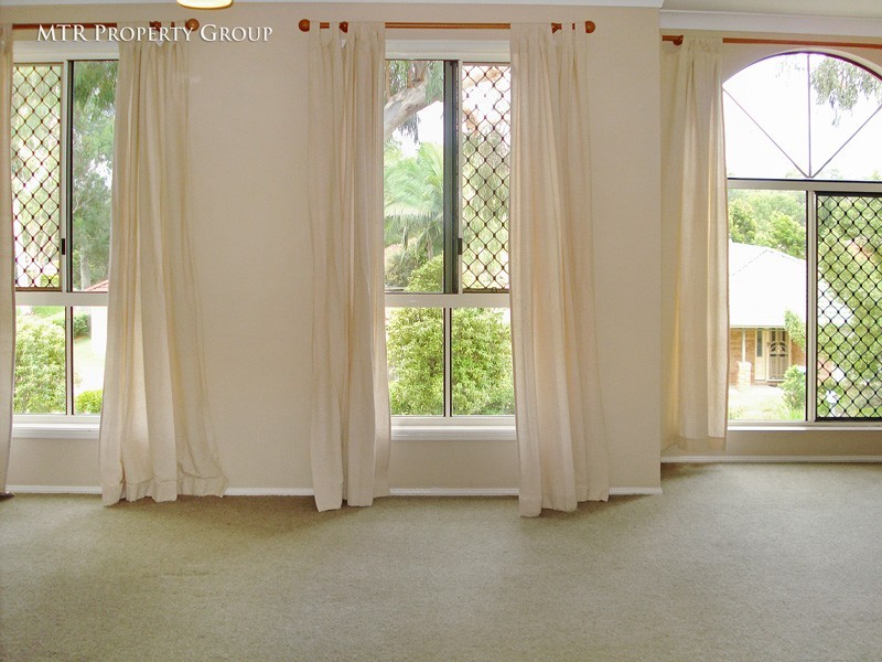 34 Regents Circuit, Forest Lake QLD 4078