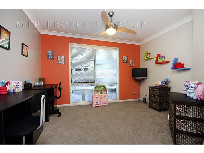 5 Uluru Place, Forest Lake QLD 4078