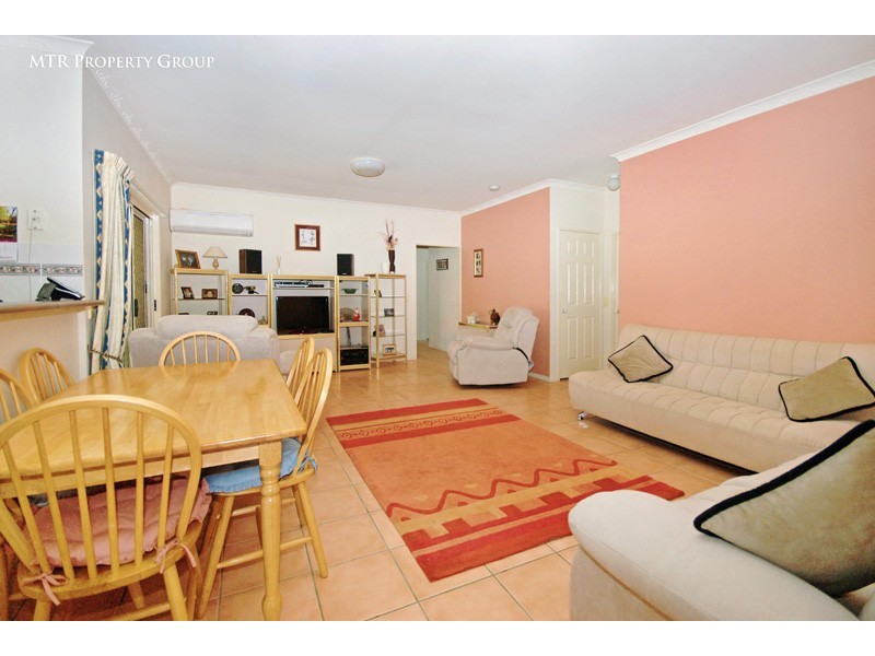 16 Chelsea Place, Forest Lake QLD 4078