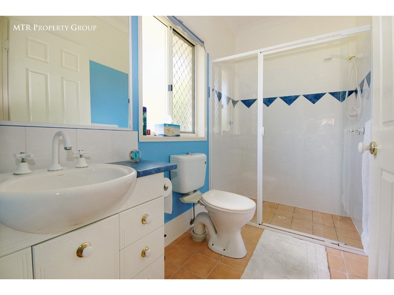 16 Chelsea Place, Forest Lake QLD 4078