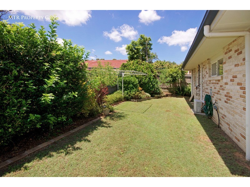 16 Chelsea Place, Forest Lake QLD 4078