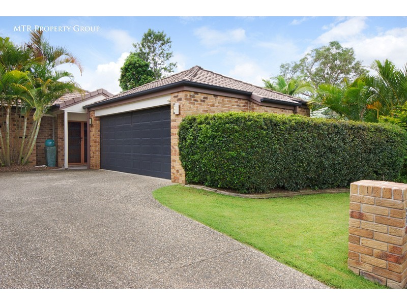 31 Jindabyne Cct, Forest Lake QLD 4078