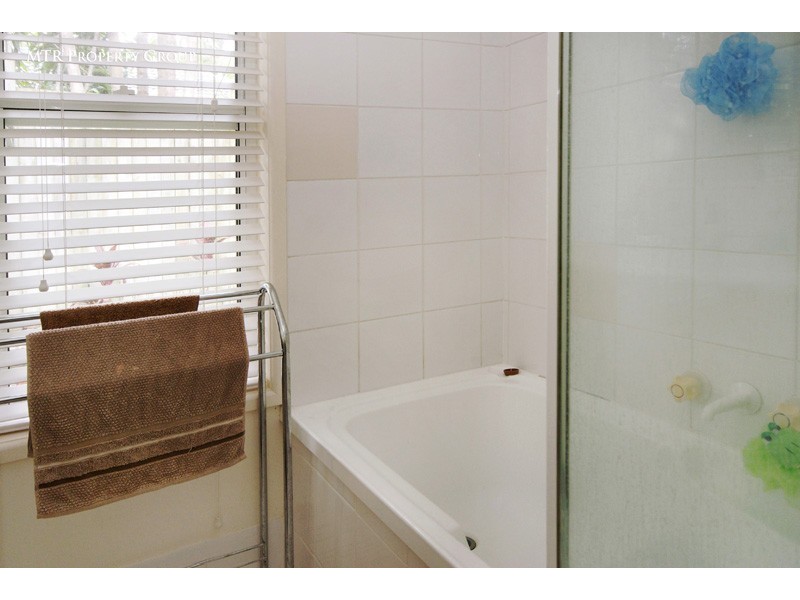 31 Jindabyne Cct, Forest Lake QLD 4078