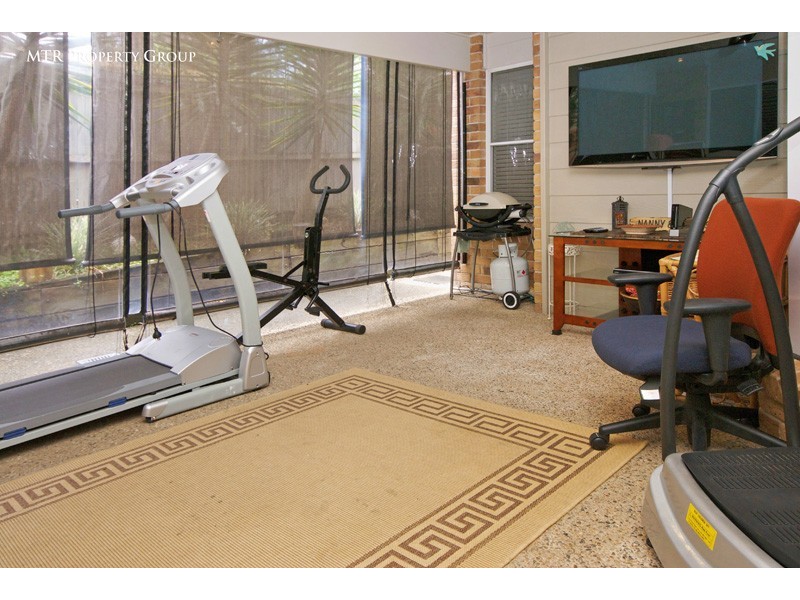 31 Jindabyne Cct, Forest Lake QLD 4078