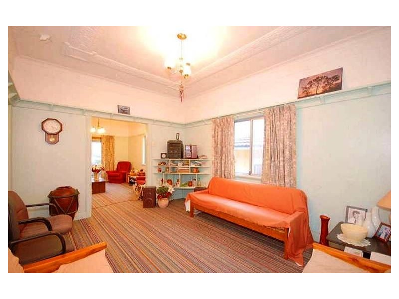 2 Dudley Street, Annerley QLD 4103