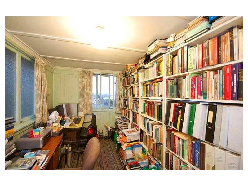 2 Dudley Street, Annerley QLD 4103