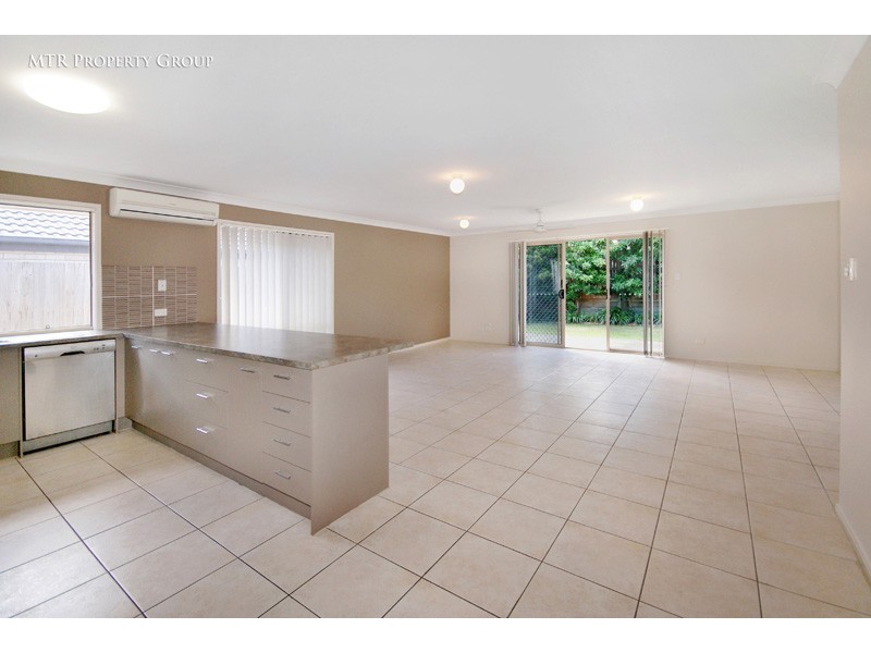 6 Dandenong Street, Forest Lake QLD 4078