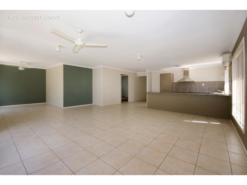 6 Dandenong Street, Forest Lake QLD 4078