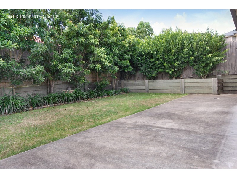6 Dandenong Street, Forest Lake QLD 4078