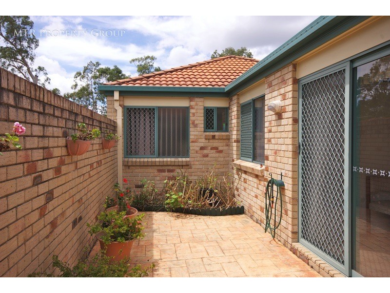 6 Chestnut Place, Forest Lake QLD 4078