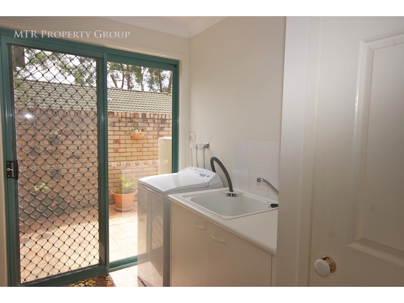 6 Chestnut Place, Forest Lake QLD 4078