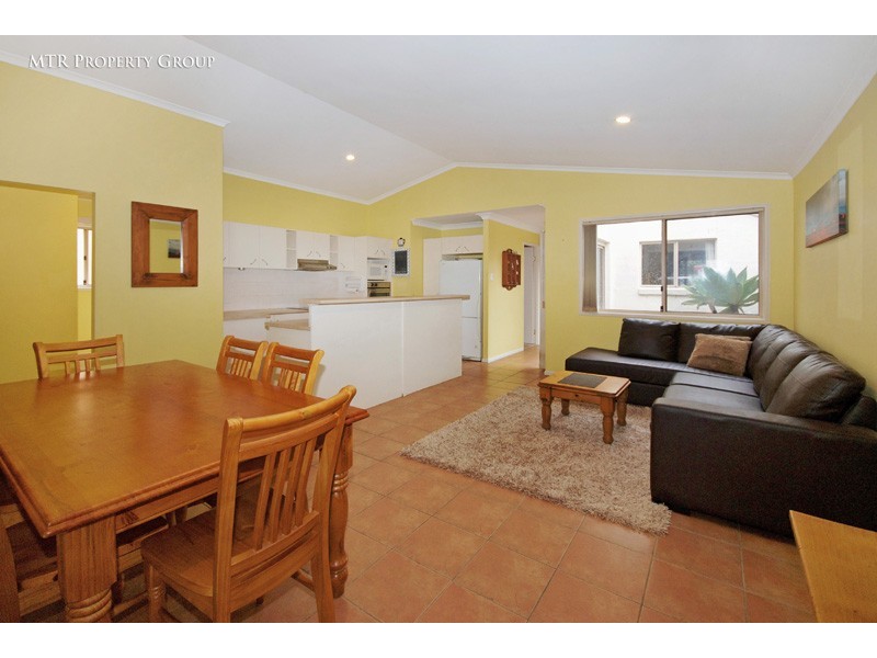 8 Eider Close, Forest Lake QLD 4078