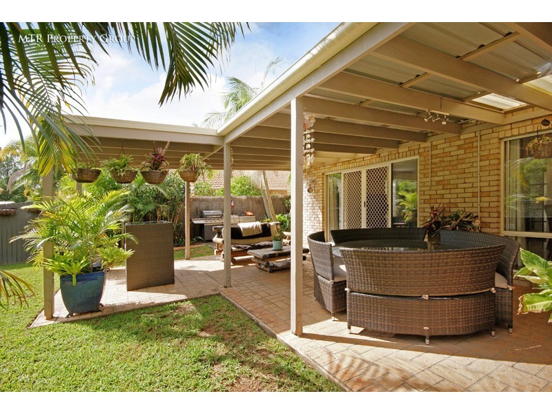 16 Seabrook Cresent, Forest Lake QLD 4078