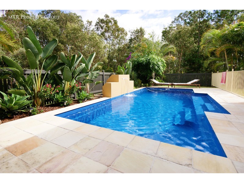 16 Seabrook Cresent, Forest Lake QLD 4078