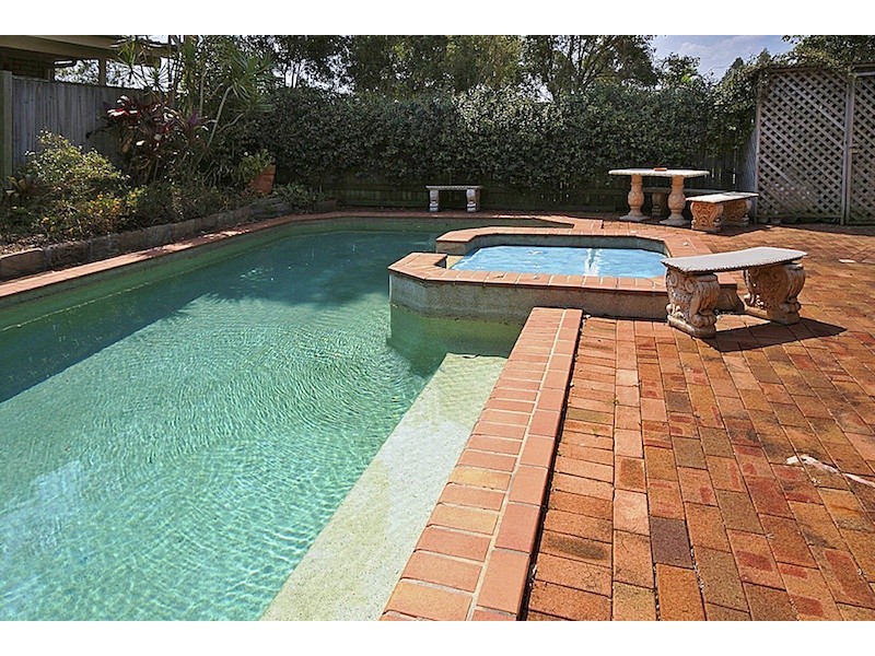 12 Princeton Place, Forest Lake QLD 4078