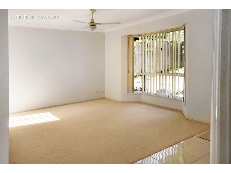 73 Oxford Parade, Forest Lake QLD 4078