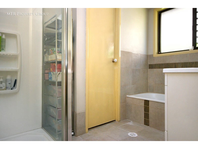 16 Atherton Cct, Forest Lake QLD 4078