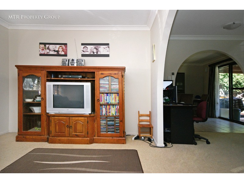 16 Atherton Cct, Forest Lake QLD 4078