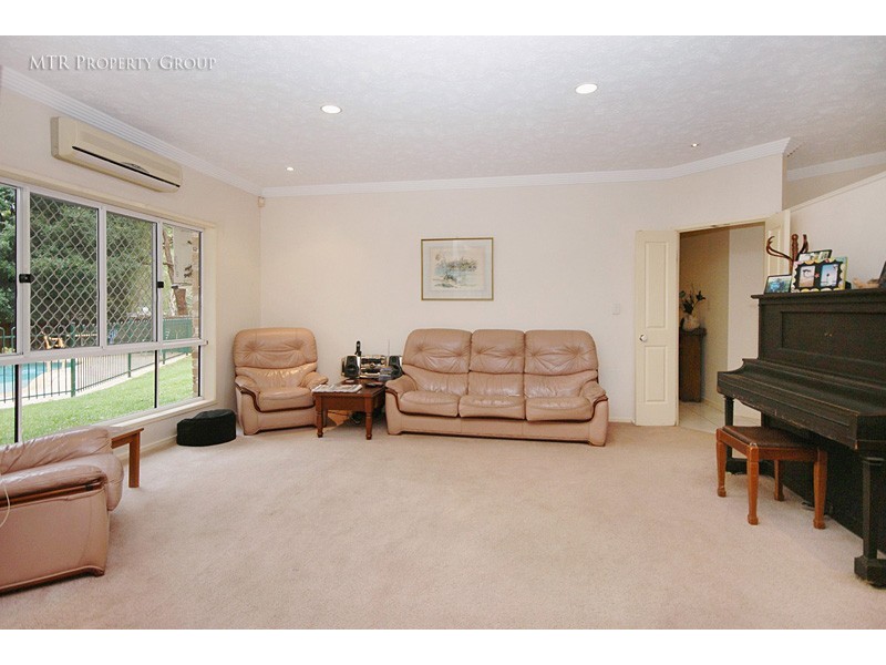 1 Clarendon Circuit, Forest Lake QLD 4078