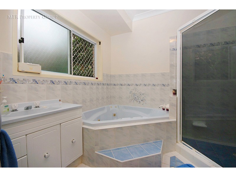 1 Clarendon Circuit, Forest Lake QLD 4078