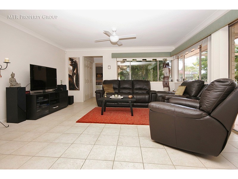 8 Cassowary Street, Doolandella QLD 4077