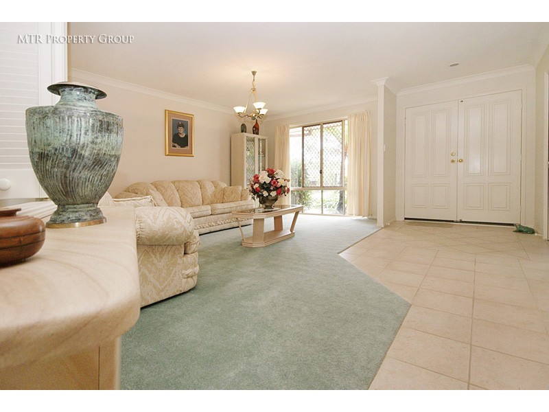 8 Cassowary Street, Doolandella QLD 4077