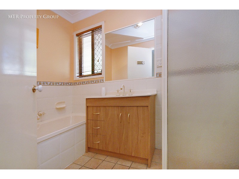 45 St James Street, Forest Lake QLD 4078