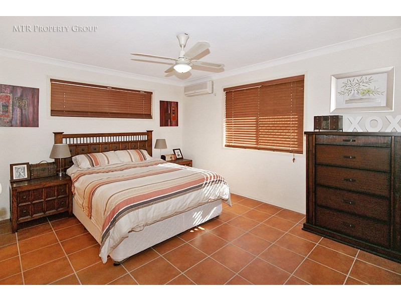 4 Teasel Crescent, Forest Lake QLD 4078