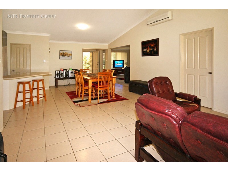 125 Jubilee Avenue, Forest Lake QLD 4078