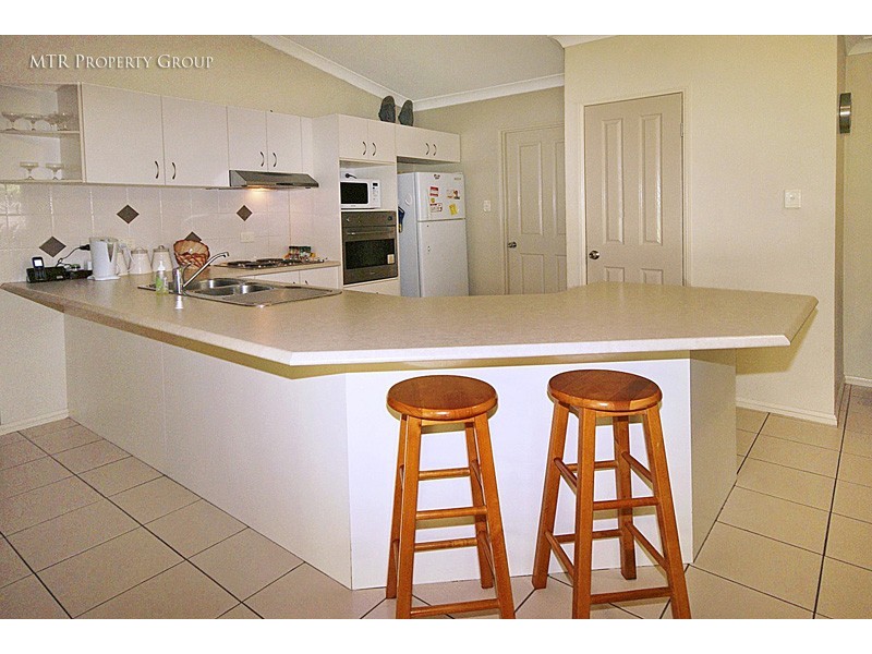 125 Jubilee Avenue, Forest Lake QLD 4078