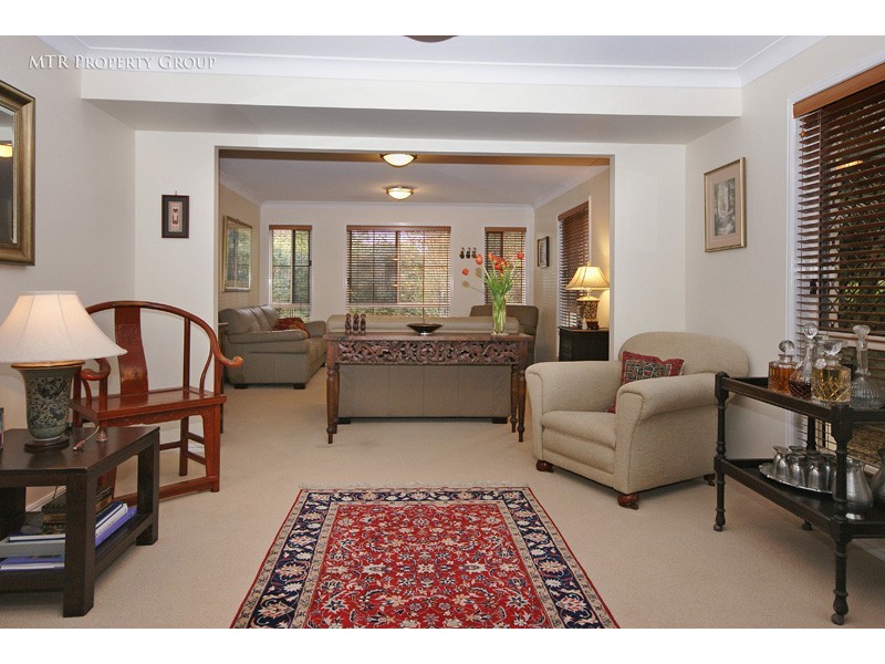 4 Carnegie Close, Forest Lake QLD 4078