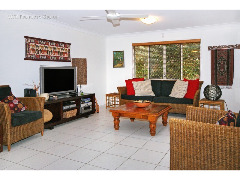 4 Carnegie Close, Forest Lake QLD 4078