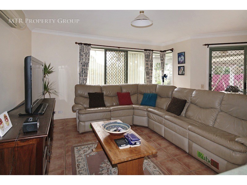 22 Bannister Place, Forest Lake QLD 4078