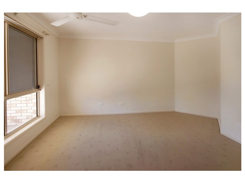 7 Daisy Place, Doolandella QLD 4077