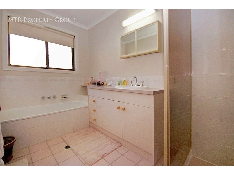 12 Martindale Place, Forest Lake QLD 4078