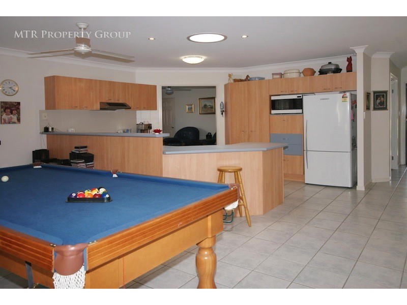 11 Carisbrook Circuit, Forest Lake QLD 4078