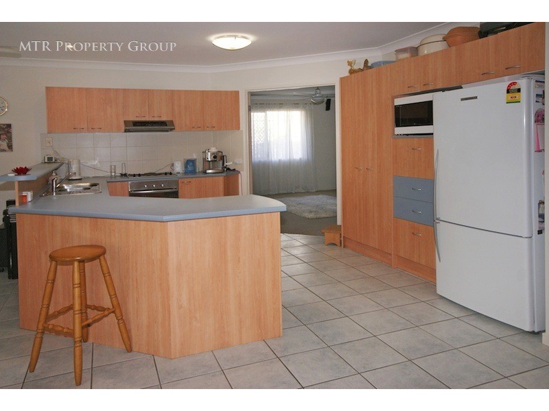 11 Carisbrook Circuit, Forest Lake QLD 4078