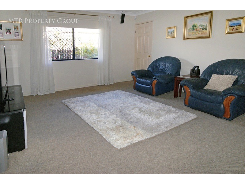 11 Carisbrook Circuit, Forest Lake QLD 4078