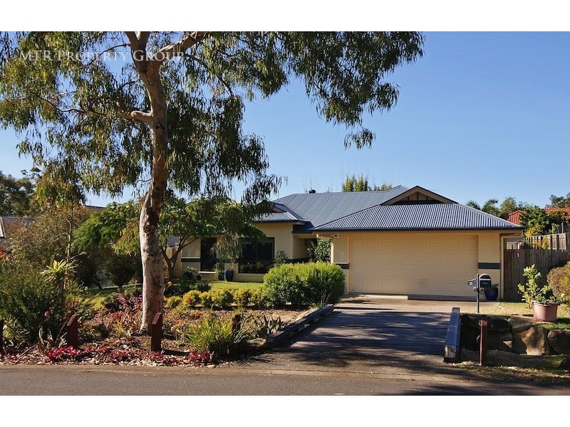 11 Carisbrook Circuit, Forest Lake QLD 4078