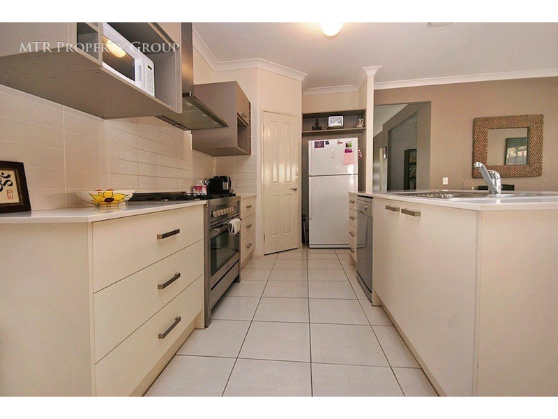 3 Tuscany Close, Forest Lake QLD 4078