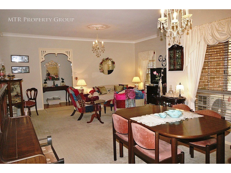 116 Banksia Circuit, Forest Lake QLD 4078