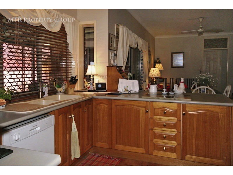 116 Banksia Circuit, Forest Lake QLD 4078