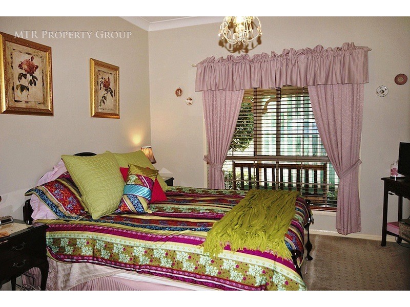 116 Banksia Circuit, Forest Lake QLD 4078