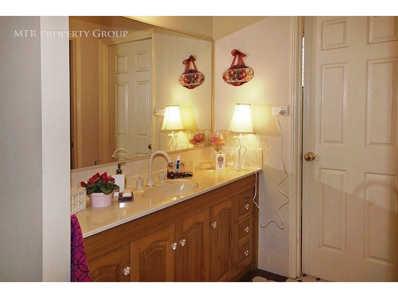 116 Banksia Circuit, Forest Lake QLD 4078