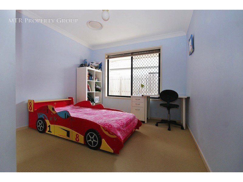 7 Tropical Drive, Forest Lake QLD 4078