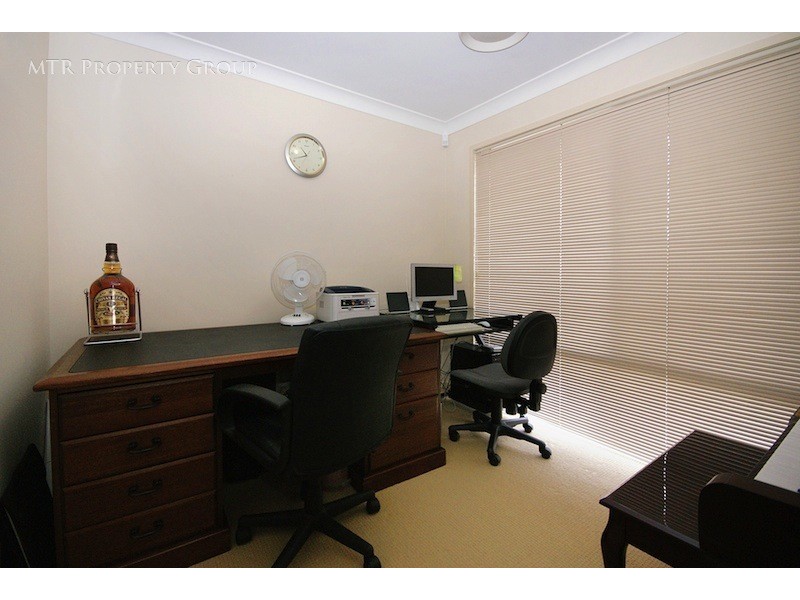 7 Tropical Drive, Forest Lake QLD 4078